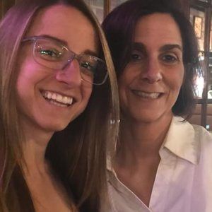 Meet your Posher, Christine